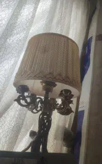 آباژور برنجی شیک
