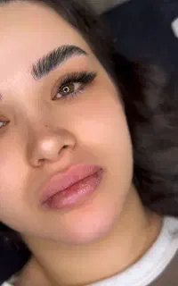 اکستنشن مژه و کاشت مژه