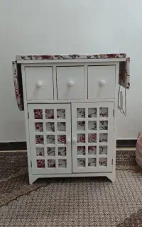 میز اتو کمد دار