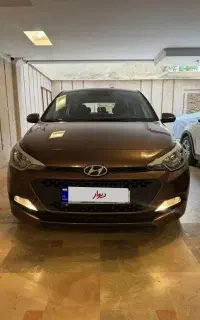 هیوندای i20
