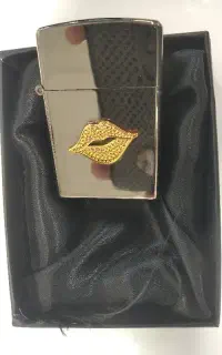فندک جعبه دار