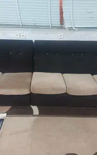 مبل  ال با گل میز و زیر تلویزیونی در حد نو