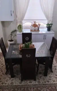 میز غذاخوری