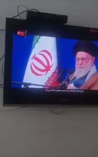 تلویزیون ۳۲ اینج سونی بسیار سالم بدون خط وخش ال س