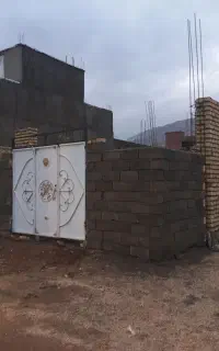 خانه نیمه کاره شباب