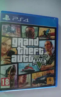 دسته PS5 دیسکهای کارکرده GTA و Fifa 20 و...