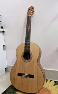 گیتار کلاسیک یاماها C40M