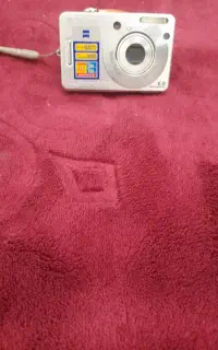 دوربین سونی اصل و پایه تلویزیون ۳۲ اینچ سامسونگ