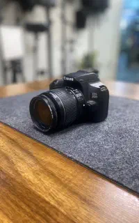 دوربین Canon 250D بسیار تمیز