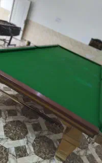 میز بیلیارد ۱۲ فوت به همراه دو عدد چوب