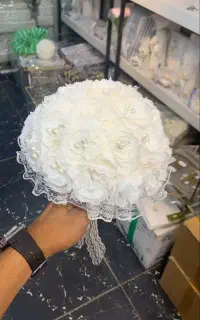 تولید کننده انواع گل و دسته گل عروس عمده