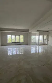اجاره واحد تجاری در بر اصلی کمربندی