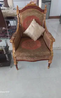 مبل سلطنتی ۹نفره