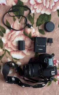 دوربین عکاسی و فیلم برداری EOS 70D