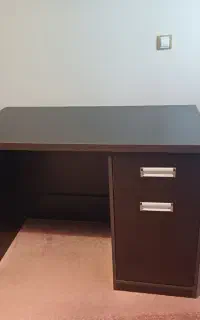 میز تحریر در حد نو