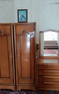 میز آرایش و کمد