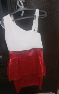 لباس مجلسی درحد نو به فروش میرسد