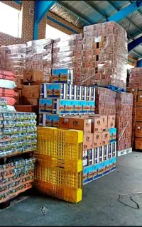 انبار جهت نگهداری انواع کالاها با یک تیم با تجربه