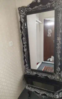آینه قدی وپایه اش
