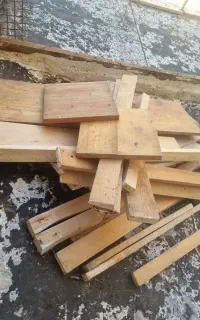 یک وانت چوپ چهار تراش وتخته