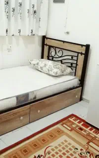 خوابگاه و پانسیون پسرانه آقایان (ثامن ۱)