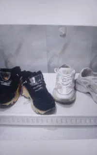 فروش دوجفت کتونی بچه گانه