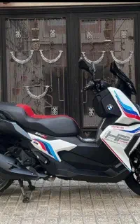 موتور سیکلت بی م و c400x فول کاستوم ۲۰۲۱ سوییچ