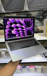 تمیز در حد / Macbook Air 2019