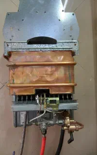 تعمیرات تخصصی انواع ابگرمکن دیواری وایستاده