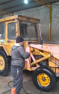 بیل بکهو MF