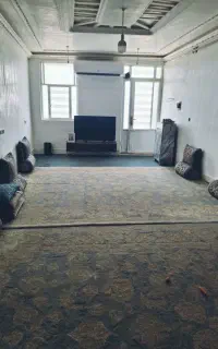 واحد مسکونی طبقه بالا. ۱۸۰ دستگاه