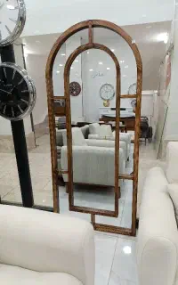 آینه ایستاده