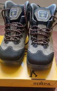 کفش کوهنوردی simpad درجه یک سایز ۴۲