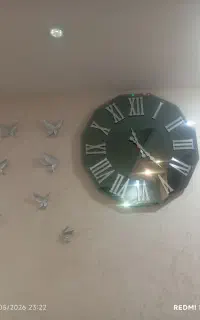ساعت دیواری آینه ای