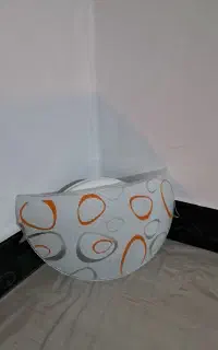 چراغ دیواری