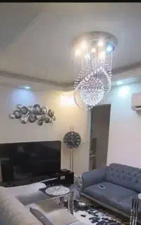 لوستر بسیار زیبا -در حد نو -کریستال واداتی