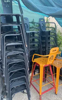 صندلی تمام فلز