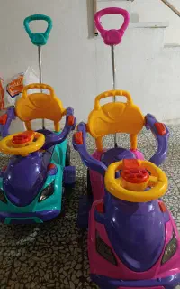 ماشین دسته دار کودک