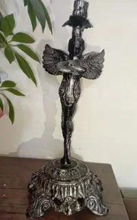 شمعدانی فرشته ماورائی