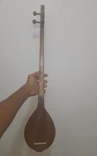 تار  نو تمیز تا حالا ازش استفاده نشده