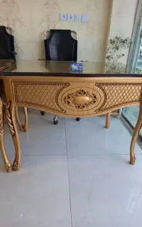 فروش یک عدد میز ویک صندلی گردون
