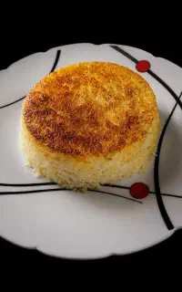 اجاره سالن دورهمی ها و تهیه‌ غدای پرسنلی و شرکتی