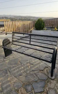 نیمکت آهنی خیلی محکم  رنگ کوره ای