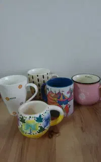 تعدادی ماگ کاملا نو