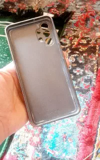 یک عدد قاب گوشی کار کرده سالم فروشی فوری