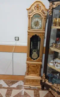 ساعت ایستاده درحدنو به فروش میرسد