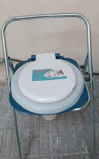 صندلی توالت