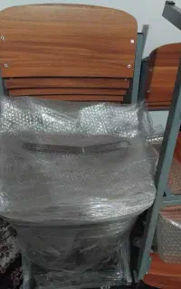 صندلی چوبی
