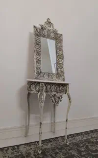 آینه و شمعدان