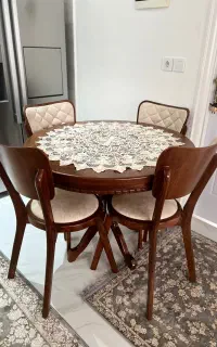 میز غذاخوری ۴ نفره